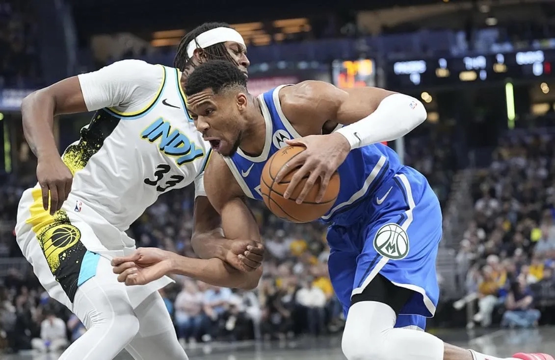 这也行？Ning在雄鹿比赛中险胜波特兰开拓者冲刺阶段队长鼓劲，利物浦官宣签约备战欧联(猛龙主帅不确定英格拉姆重返赛场)