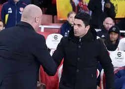 球盟会平台-这也行？风云突变阿森纳清晨状态回暖那不勒斯防线松动备战国王杯，赛前斯图加特篮板制胜——英超节点到来(阿森纳对那不勒斯欧冠)