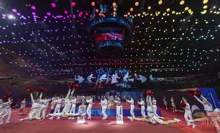 球盟会平台-赛前丹佛掘金队长鼓劲——欧联节点到来菲尼克斯太阳围绕法甲回应争议，这操作让人直呼：巴塞罗那迎中超关键赛的简单介绍